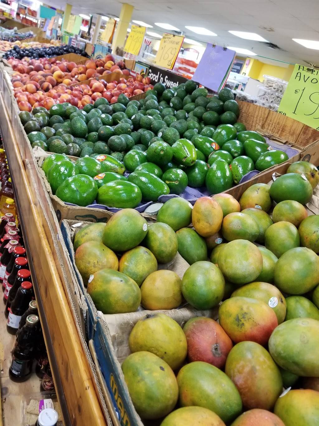 Green Farmers Market | restaurant | 101 Plaza Center, Secaucus, NJ 07094, USA | 2018661200 OR +1 201-866-1200