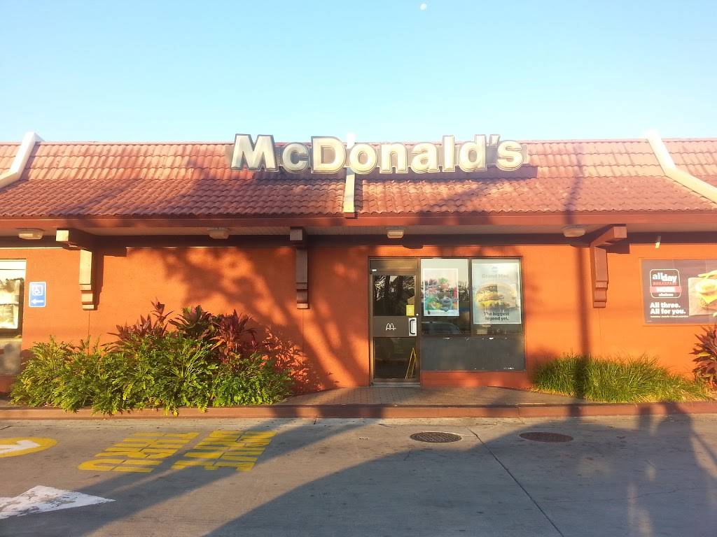 McDonalds | cafe | 1980 N Wickham Rd, Melbourne, FL 32935, USA | 3212426768 OR +1 321-242-6768