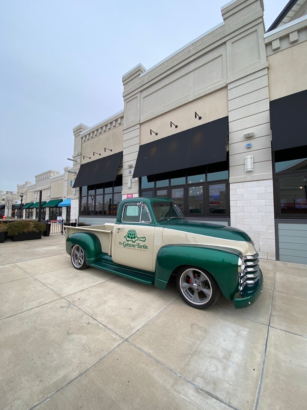 The Greene Turtle Sports Bar & Grille |  | 1407 S Main Chapel Way Suite 115, Gambrills, MD 21054, USA | 4107029896 OR +1 410-702-9896