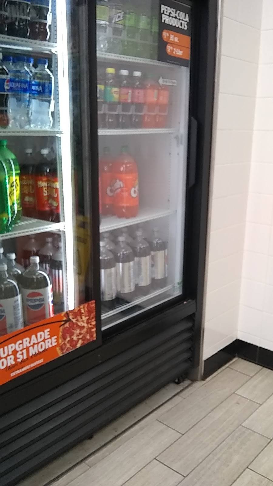 Little Caesars Pizza | meal takeaway | 321 Collins St, Joliet, IL 60432, USA | 8157224075 OR +1 815-722-4075