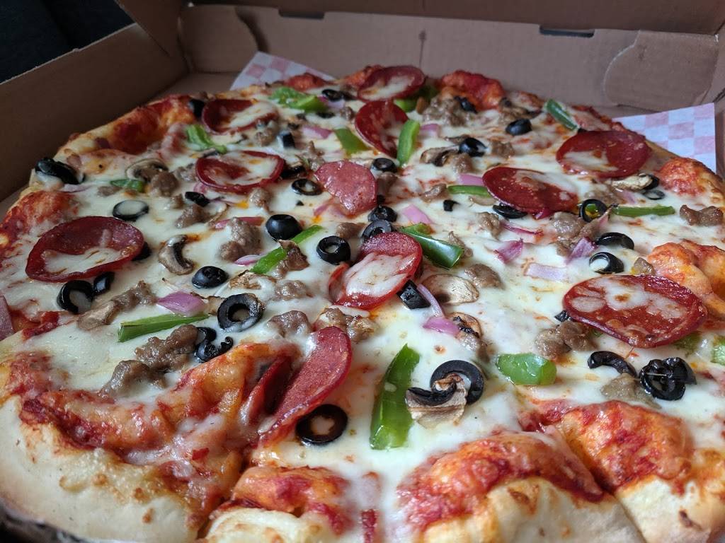 Forni Pizza | restaurant | 10 Hawthorne Rd unite 2, London, ON N6G 2H5, Canada | 5192046444 OR +1 519-204-6444