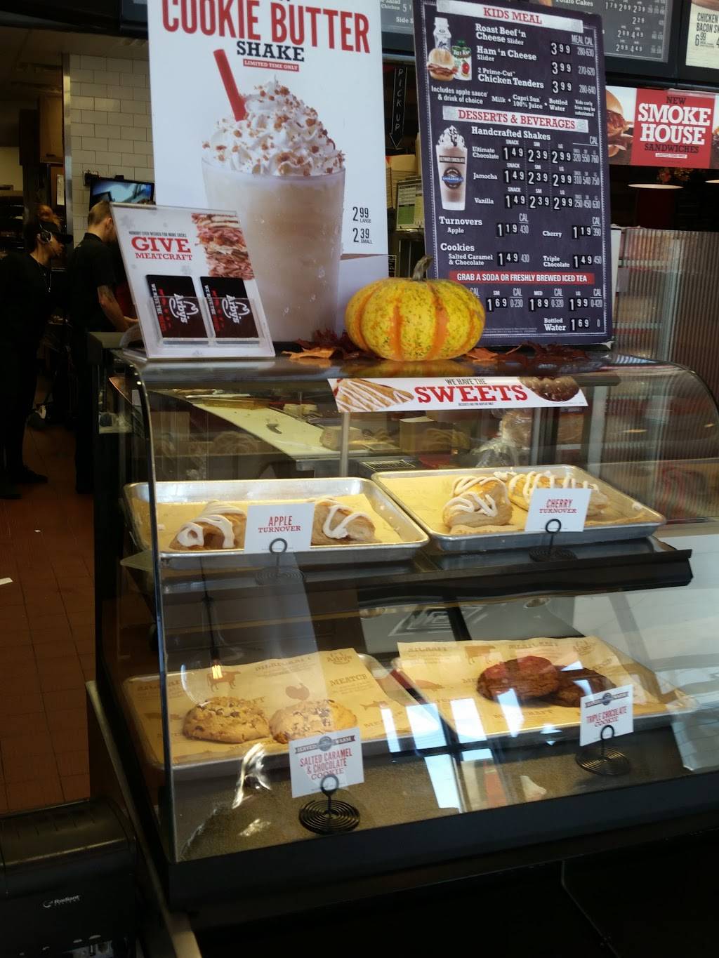 Arbys | restaurant | 301 White House Crossing Way Suite A, White House, TN 37188, USA | 6156725253 OR +1 615-672-5253