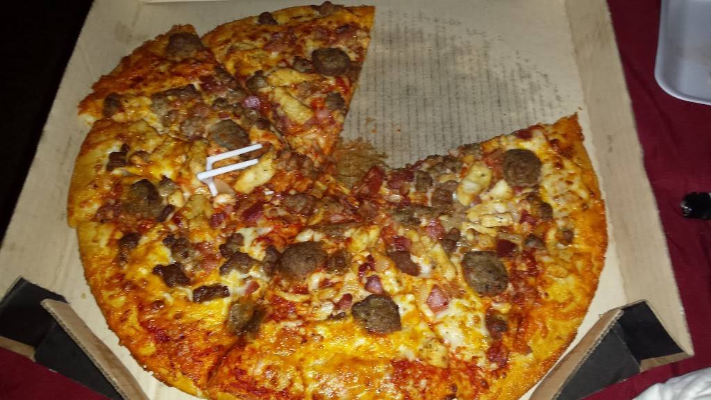 Pizza Hut | restaurant | 3803 7th Street Rd, Louisville, KY 40216, USA | 5024493020 OR +1 502-449-3020