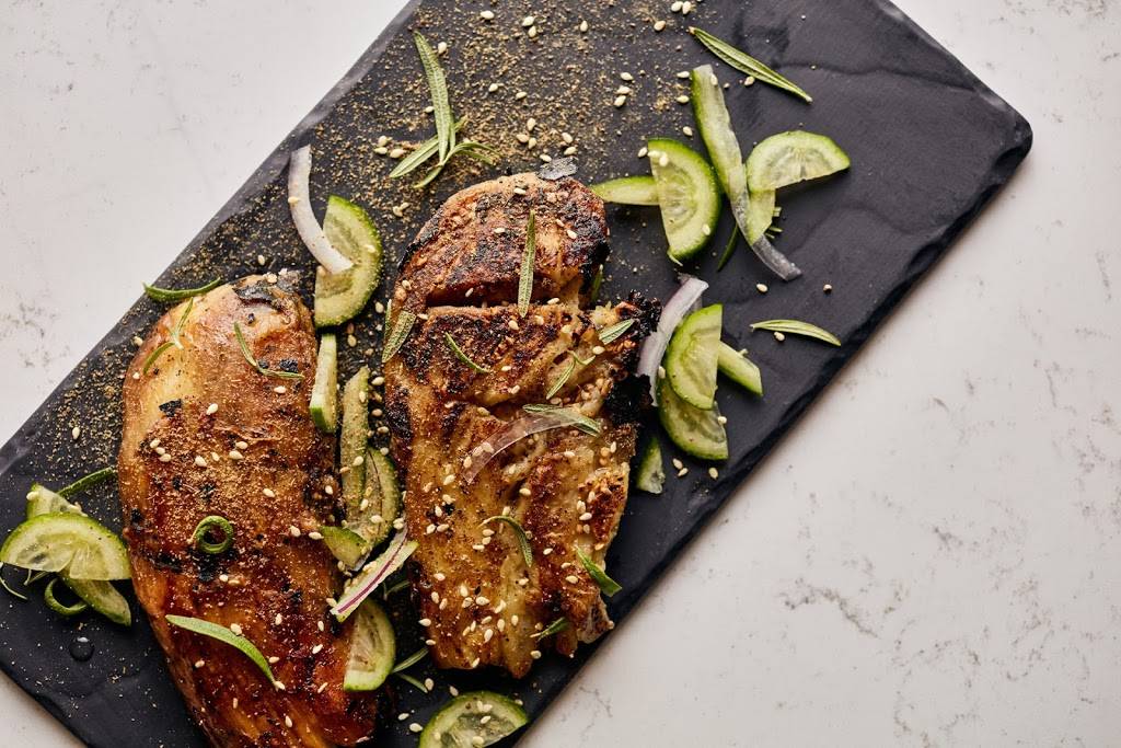 Adorn Bar & Restaurant | restaurant | 120 E Delaware Pl, Chicago, IL 60611, USA | 3122808800 OR +1 312-280-8800