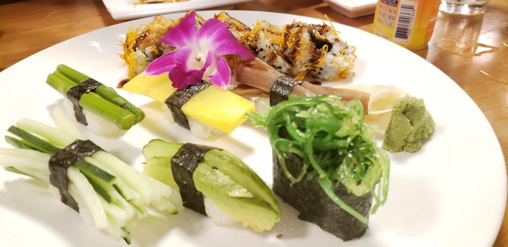 Sake Sushi & Grill | restaurant | 697 E Golf Rd, Schaumburg, IL 60173, USA | 8478855033 OR +1 847-885-5033