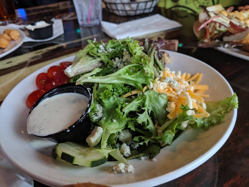 Willy McCoys | restaurant | 320 Pioneer Trail, Chaska, MN 55318, USA | 9525009645 OR +1 952-500-9645