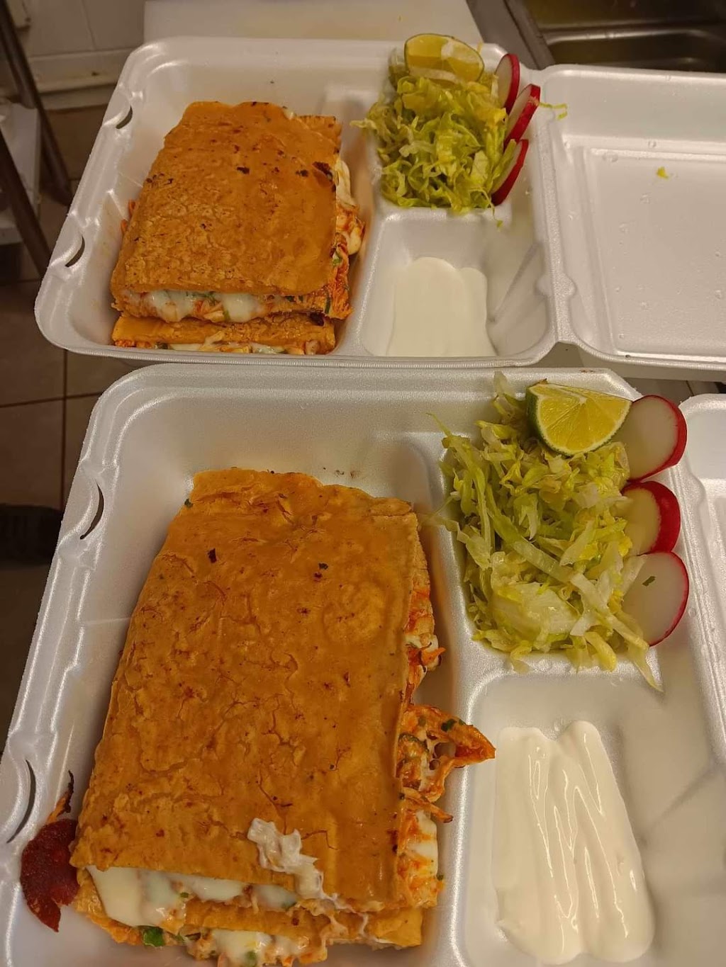 Taqueria las koritas | restaurant | 1905 W 51st St, Chicago, IL 60609, USA | 7737441097 OR +1 773-744-1097