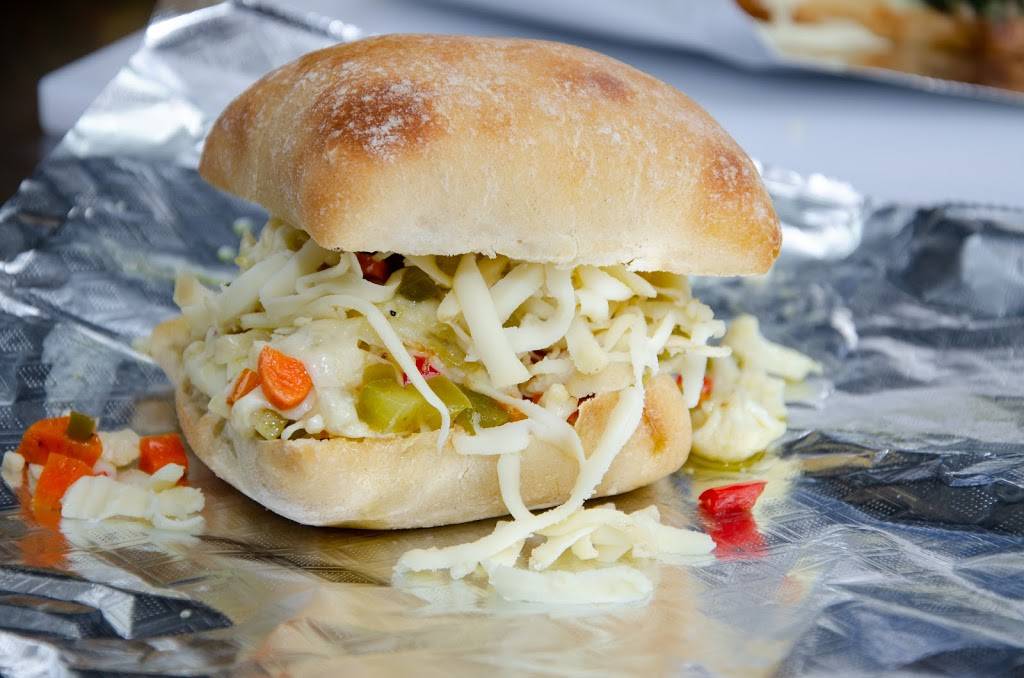 Crackerjack | restaurant | 218 N Main St, Bentonville, AR 72712, USA | 4793660111 OR +1 479-366-0111