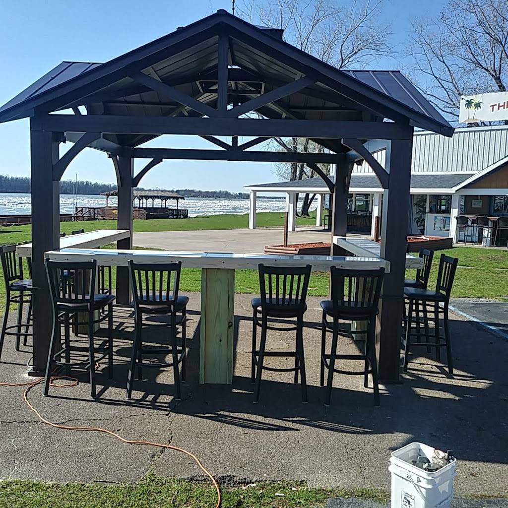 The Shores Waterfront Restaurant | restaurant | 2 Detroit St, North Tonawanda, NY 14120, USA | 7166937971 OR +1 716-693-7971