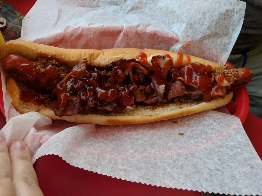 Dougs Hot Dogs | restaurant | 9643 Granby St, Norfolk, VA 23503, USA | 7573337806 OR +1 757-333-7806