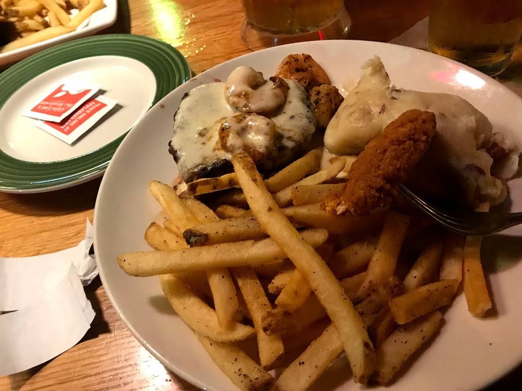 Applebees Grill + Bar | restaurant | 2000 Vermillion St, Hastings, MN 55033, USA | 6514388604 OR +1 651-438-8604