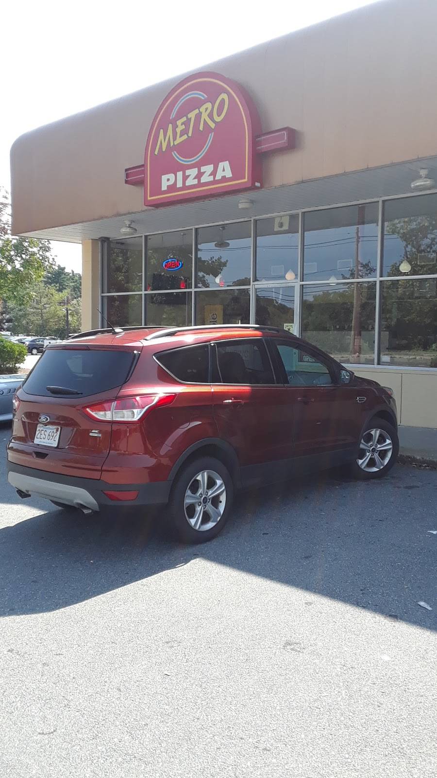 Metro Pizza and Sandwiches | restaurant | 239 State Rd, North Dartmouth, MA 02747, USA | 5089915111 OR +1 508-991-5111