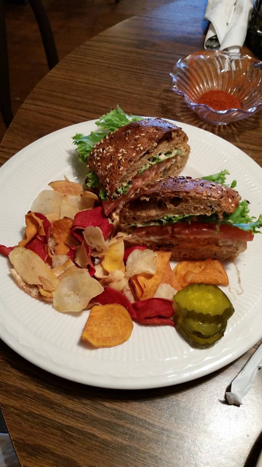 CoffeeCo | cafe | 1639 Lititz Pike, Lancaster, PA 17601, USA | 7172997118 OR +1 717-299-7118