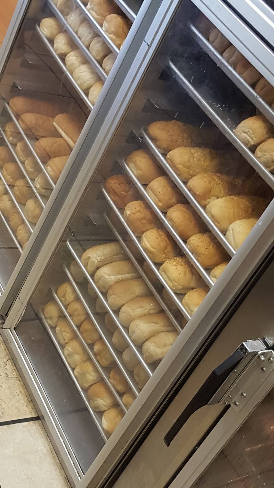 Subway | restaurant | 3516 MacCorkle Ave SE, Charleston, WV 25304, USA | 3049257827 OR +1 304-925-7827