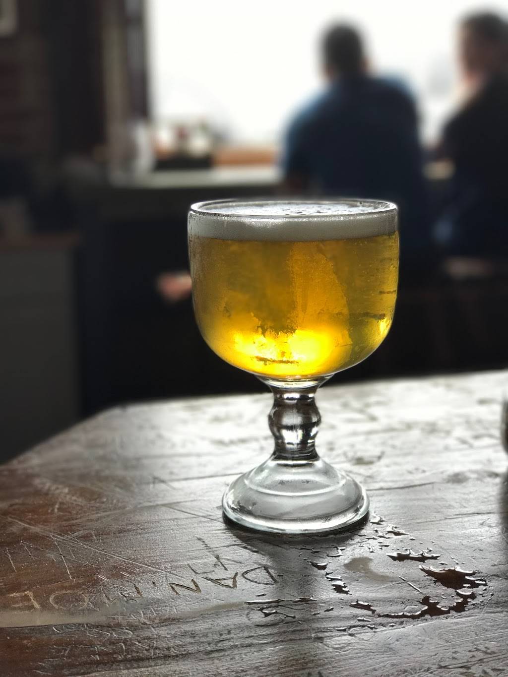 Mutt Lynchs | restaurant | 2300 W Oceanfront, Newport Beach, CA 92663, USA | 9496751556 OR +1 949-675-1556