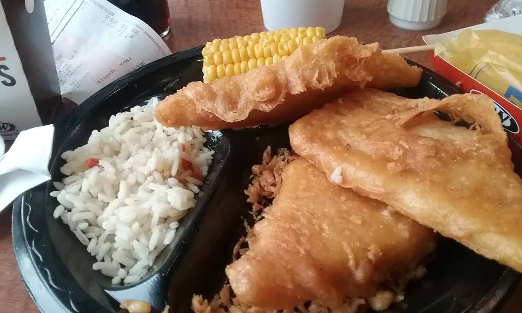 A&W Restaurant | restaurant | 2522 E University Ave, Des Moines, IA 50317, USA | 5152624700 OR +1 515-262-4700