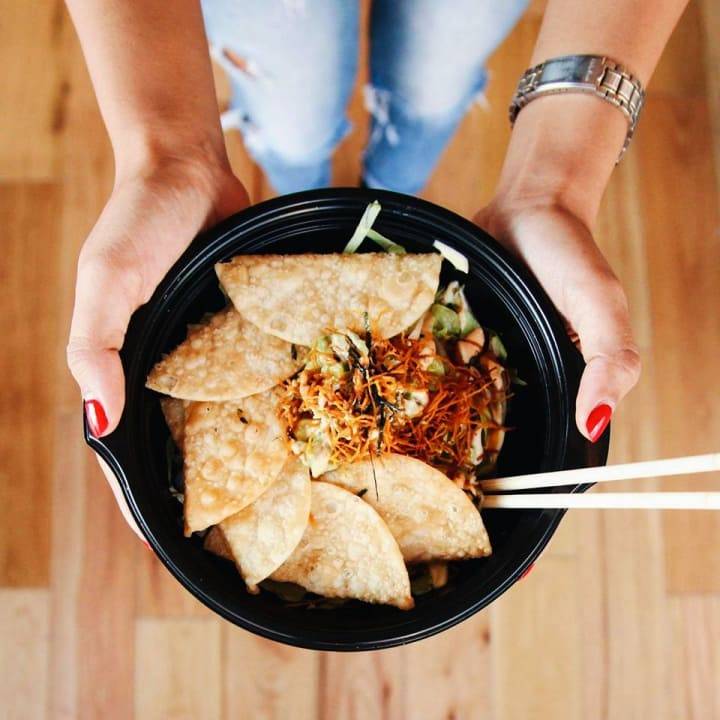 Sushi Shop | restaurant | 1001 Boulevard Décarie, Montréal, QC H4A 3J1, Canada | 5148469700 OR +1 514-846-9700