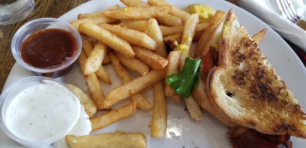 Burgers & Brew | restaurant | 201 Broadway St, Chico, CA 95928, USA | 5308799100 OR +1 530-879-9100