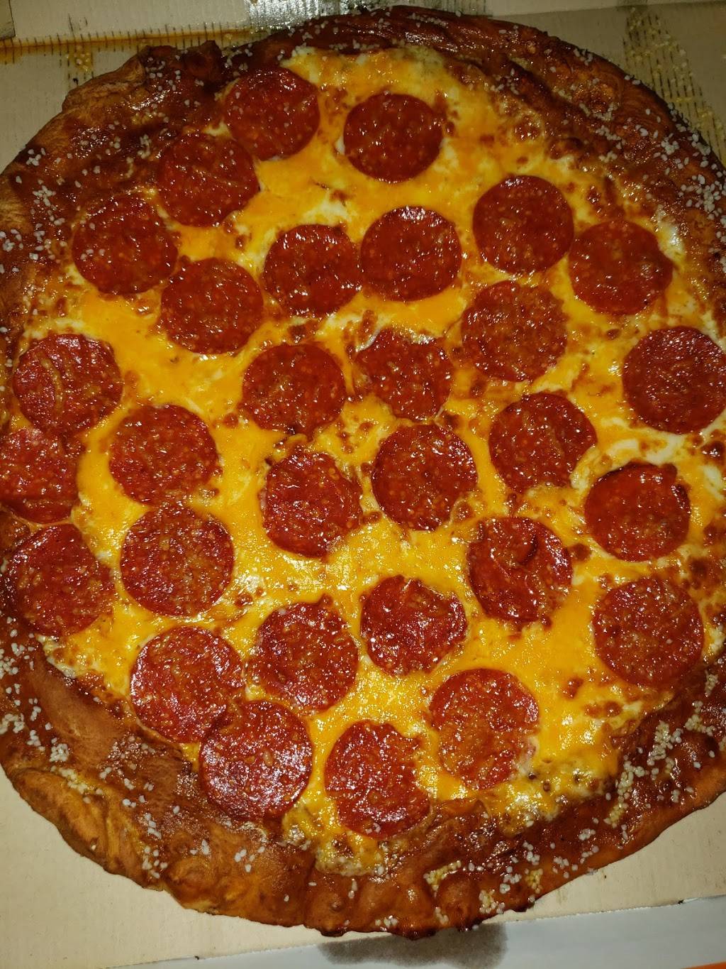 Little Caesars Pizza | meal takeaway | 30820 Southfield Rd, Southfield, MI 48076, USA | 2486446822 OR +1 248-644-6822