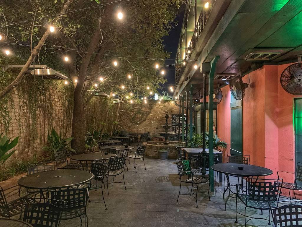 Mahogany Bar Hattiesburg | restaurant | 3810 Hardy St, Hattiesburg, MS 39402, USA | 6012640656 OR +1 601-264-0656