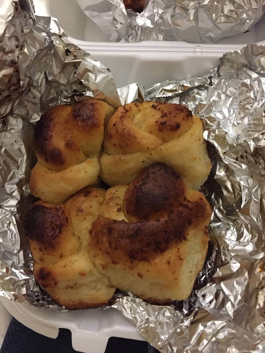 Avanti Pizza & Wings | restaurant | 12748 FL-535, Orlando, FL 32836, USA | 4072394000 OR +1 407-239-4000