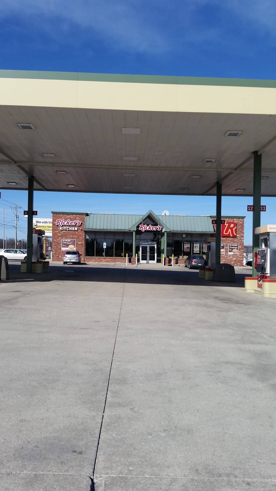 Rickers Kitchen | restaurant | 5408 Doctor M.L.K. Jr Blvd, Anderson, IN 46013, USA | 7656081136 OR +1 765-608-1136