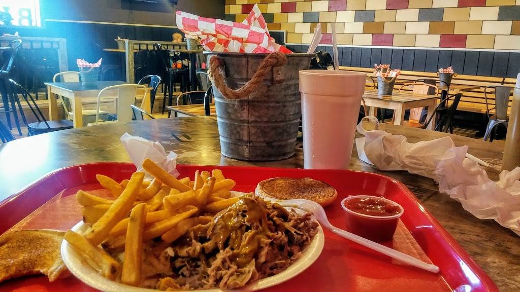 Hardees | restaurant | 115 Main St South, Mauldin, SC 29662, USA | 8642885795 OR +1 864-288-5795