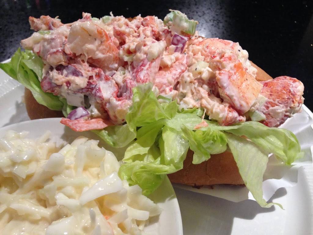 Laurel Lane Country Club | restaurant | 309 Laurel Ln, West Kingston, RI 02892, USA | 4017833844 OR +1 401-783-3844