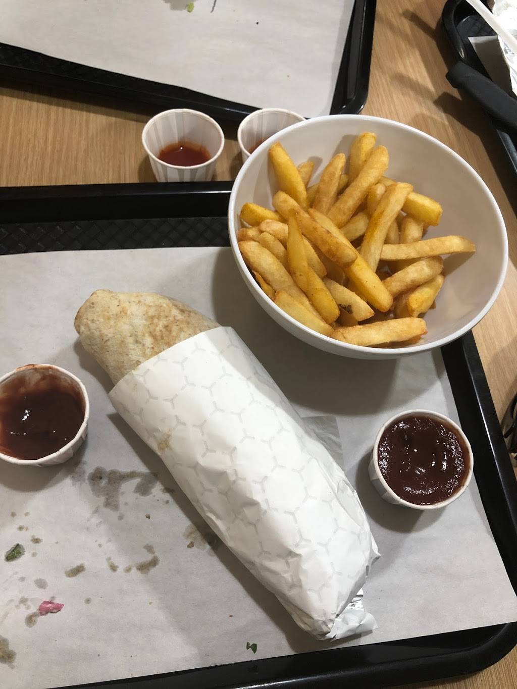 Pita & Grill Family Restaurant | restaurant | 134 Dundas St W, Mississauga, ON L5B 2N6, Canada | 9055660140 OR +1 905-566-0140