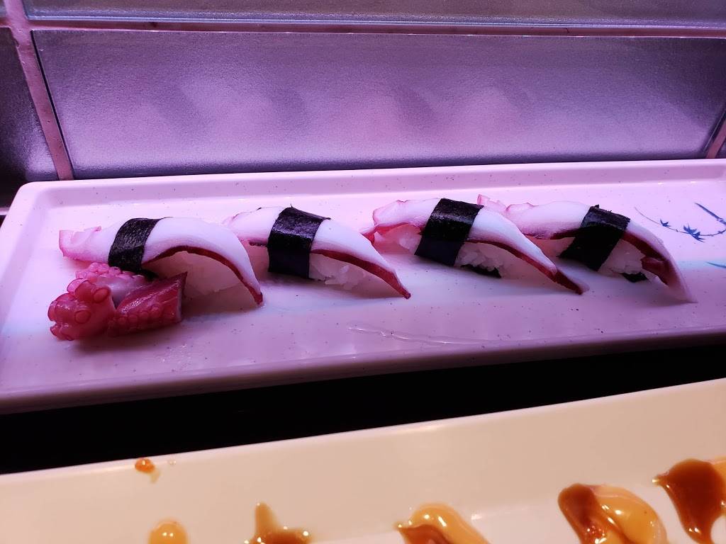 Show Sushi | restaurant | 957 W Arrow Hwy, San Dimas, CA 91773, USA | 9095922911 OR +1 909-592-2911