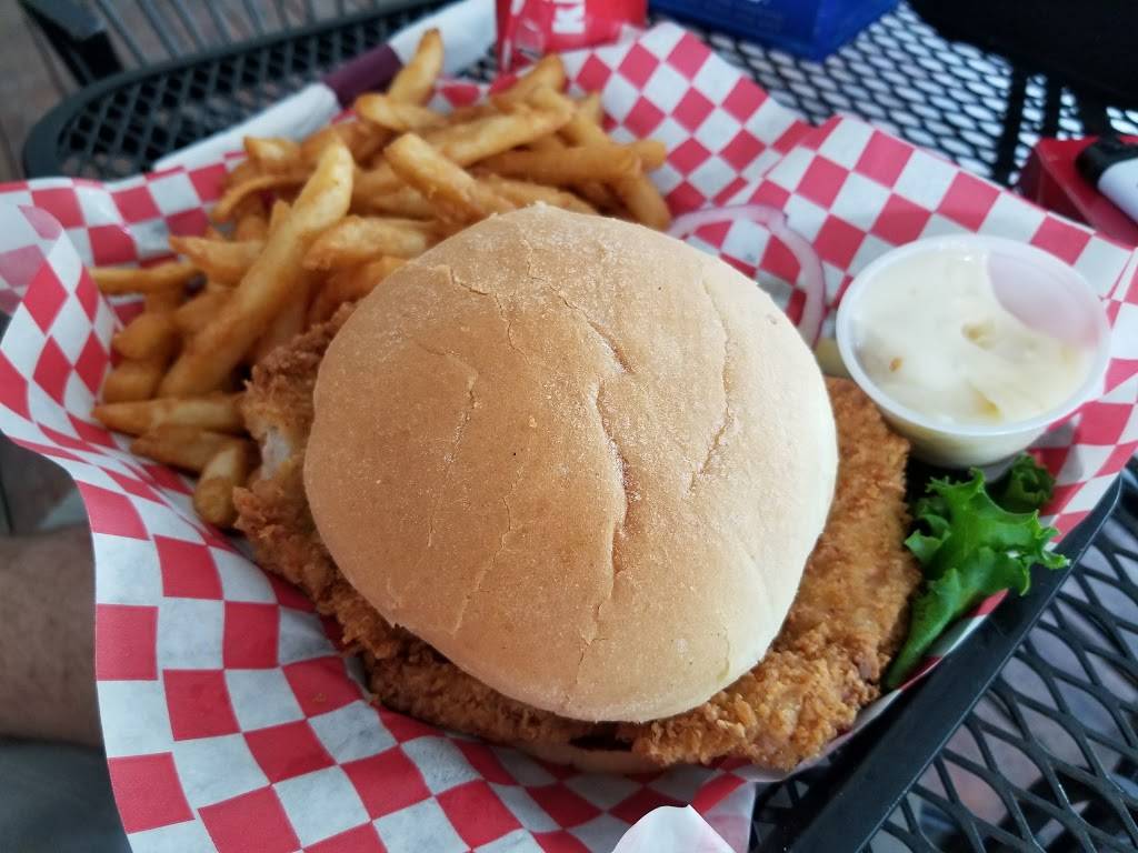 D-dubs Bar And Grill | restaurant | 10 W 9th St, Eudora, KS 66025, USA | 7856907212 OR +1 785-690-7212