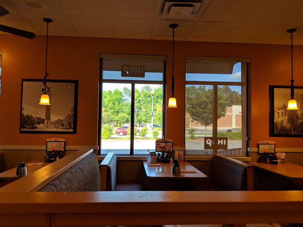 IHOP | restaurant | 4840 S Laburnum Ave, Richmond, VA 23231, USA | 8042220697 OR +1 804-222-0697