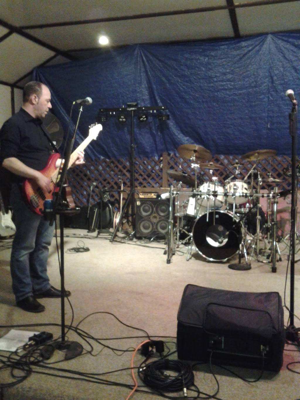 Orchard Inn | restaurant | Old Orchard Rd, Menomonee Falls, WI 53051, USA | 2622555627 OR +1 262-255-5627