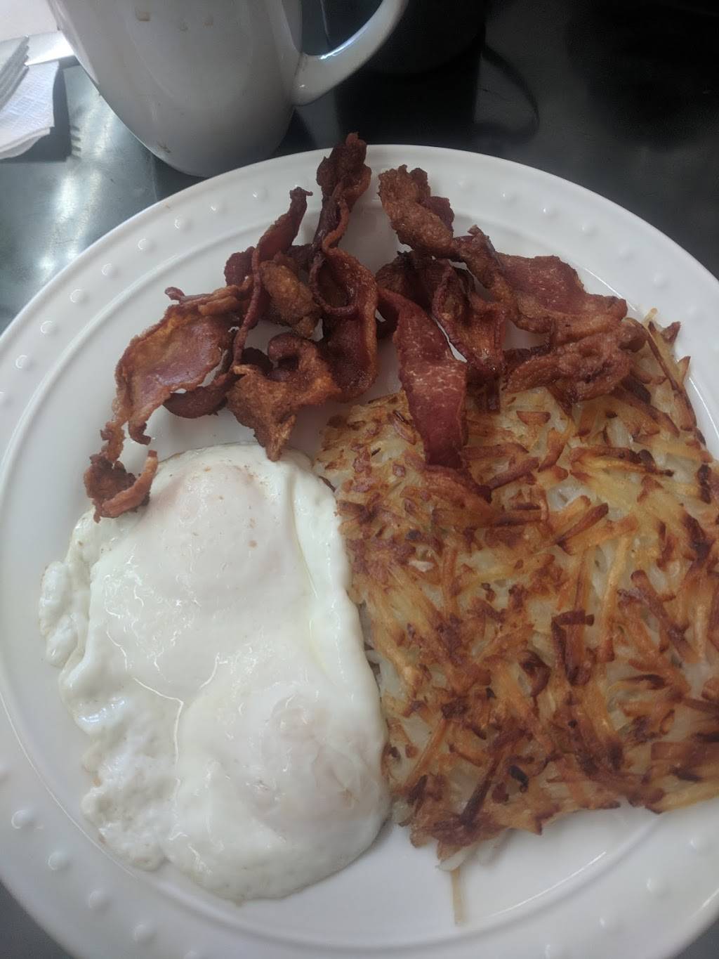 Star Restaurant | restaurant | 122 W 6th St, Hanford, CA 93230, USA | 5595847276 OR +1 559-584-7276