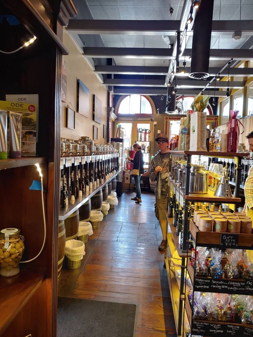 The Chefs Olive Mix | cafe | 131 J St, Sacramento, CA 95814, USA | 9167063105 OR +1 916-706-3105