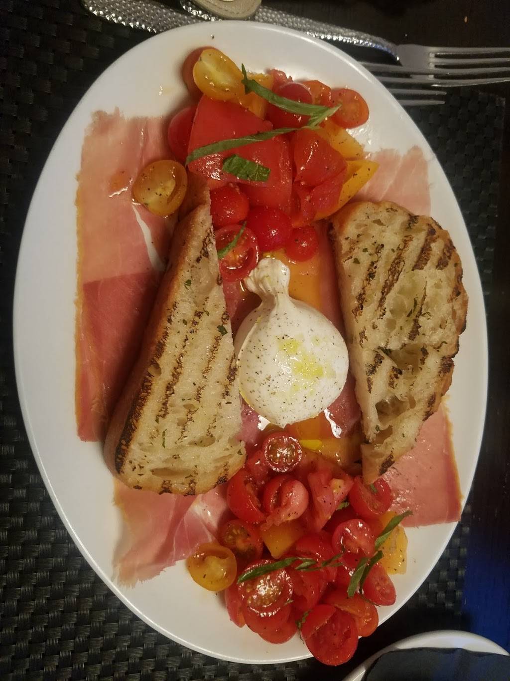 Victory Meat and Seafood | restaurant | 116 N York St, Elmhurst, IL 60126, USA | 6303595599 OR +1 630-359-5599