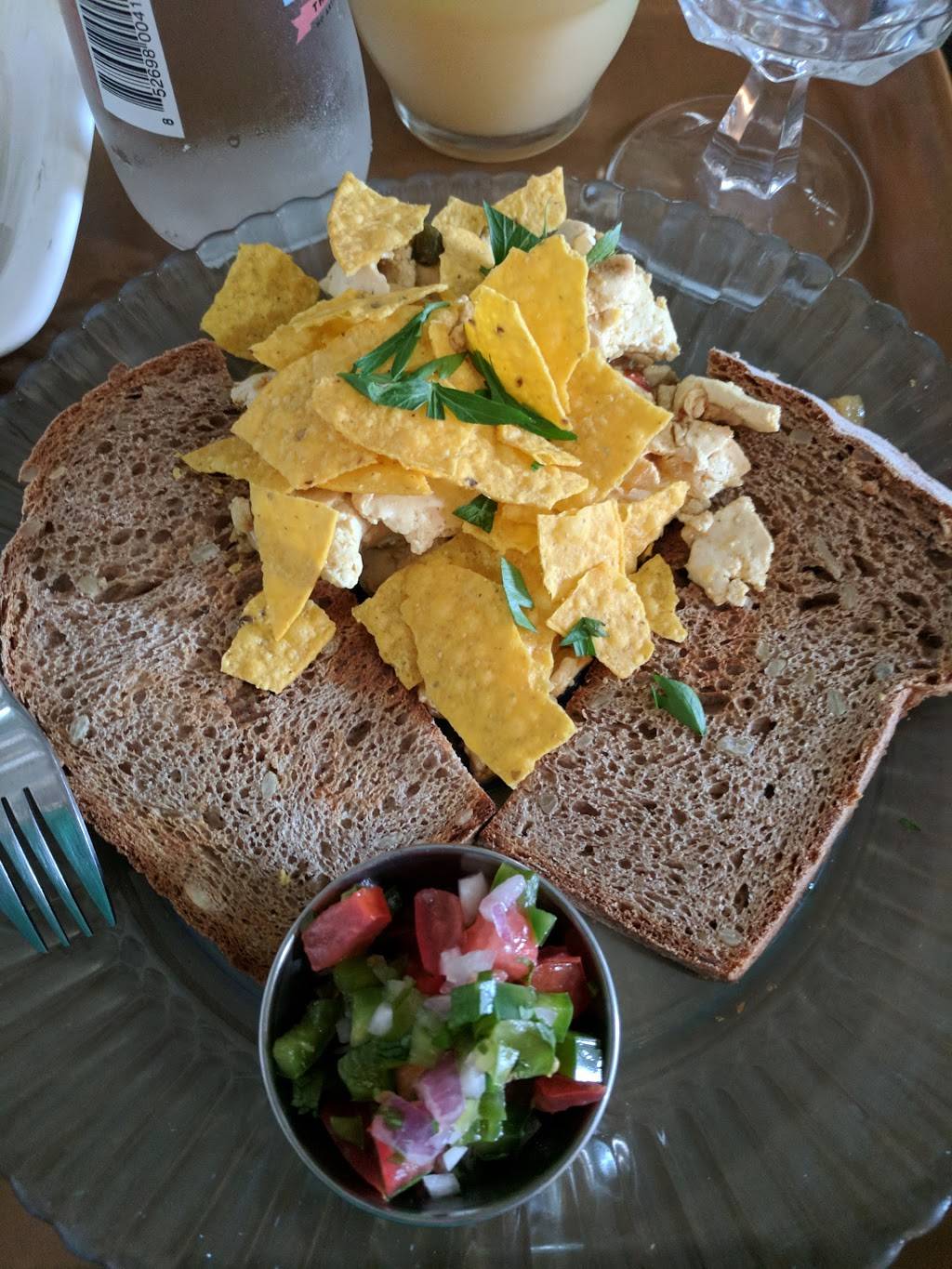 Bloodroot | restaurant | 85 Ferris St, Bridgeport, CT 06605, USA | 2035769168 OR +1 203-576-9168