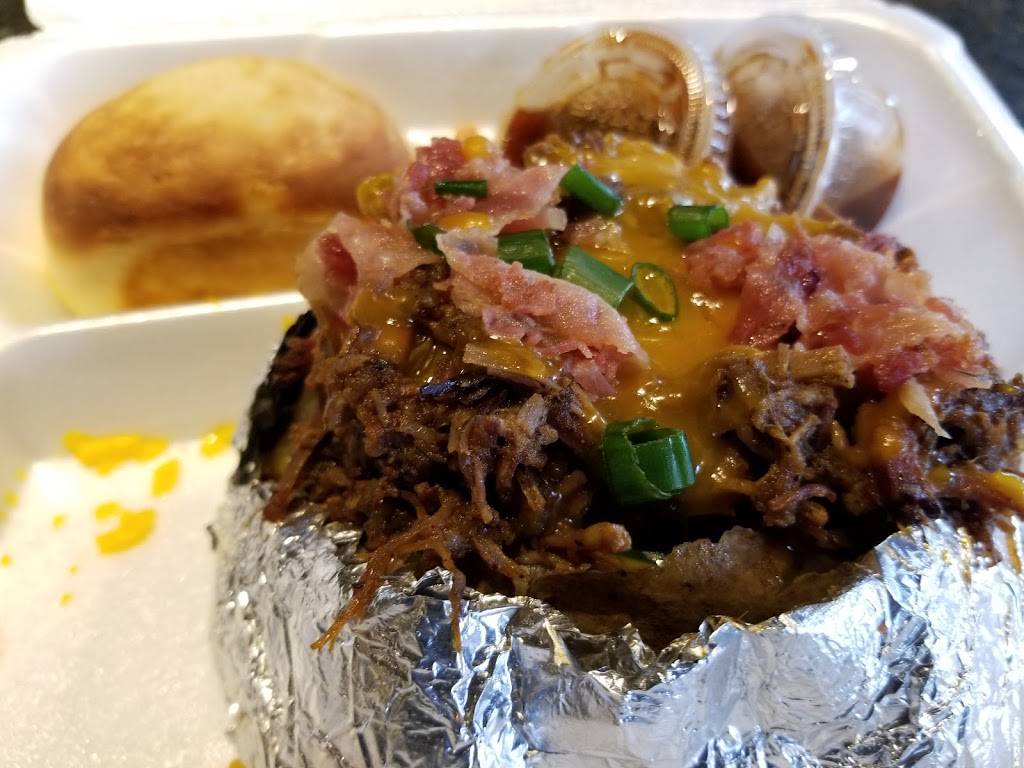 Spring Creek Barbeque | restaurant | 3335 N George Bush Hwy, Garland, TX 75040, USA | 9726752920 OR +1 972-675-2920