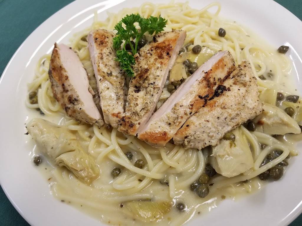 Cavaleris Kitchen | restaurant | 119 W Borden St, Sinton, TX 78387, USA | 3614002146 OR +1 361-400-2146