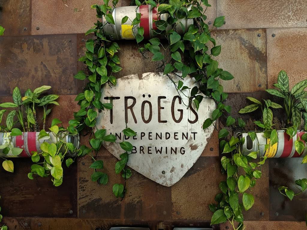 Tröegs Independent Brewing | restaurant | 200 Hersheypark Dr, Hershey, PA 17033, USA | 7175341297 OR +1 717-534-1297
