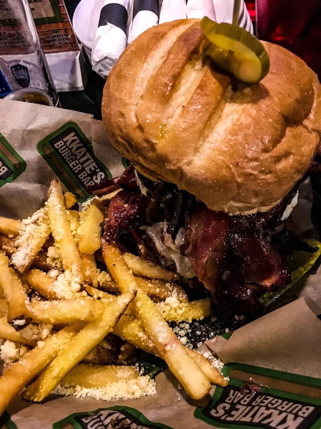 KKaties Burger Bar Plymouth | restaurant | 38 Main St Ext, Plymouth, MA 02360, USA | 7747739444 OR +1 774-773-9444