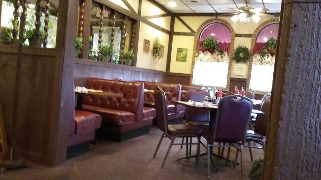 Cals Restaurant & Pizza Express | restaurant | 8301 Windham St, Garrettsville, OH 44231, USA | 3305272133 OR +1 330-527-2133