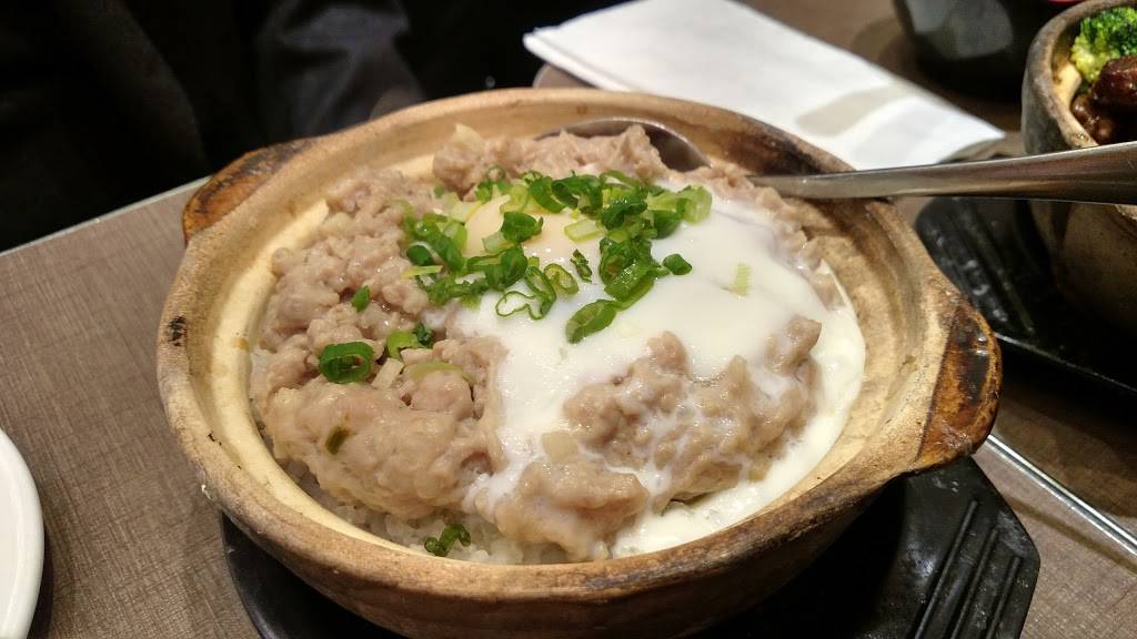 Kings Kitchen | restaurant | 92 E Broadway, New York, NY 10002, USA | 2129667288 OR +1 212-966-7288