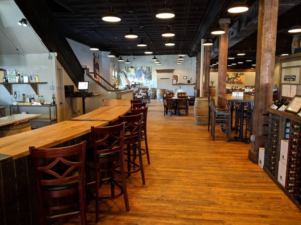 Old North State Winery | restaurant | 308 N Main St, Mt Airy, NC 27030, USA | 3367899463 OR +1 336-789-9463