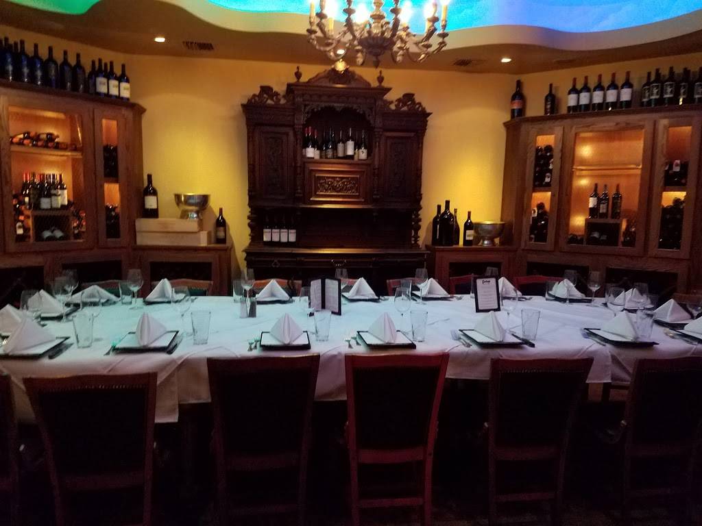 Charleys Steak House | restaurant | 4444 W Cypress St, Tampa, FL 33607, USA | 8133539706 OR +1 813-353-9706