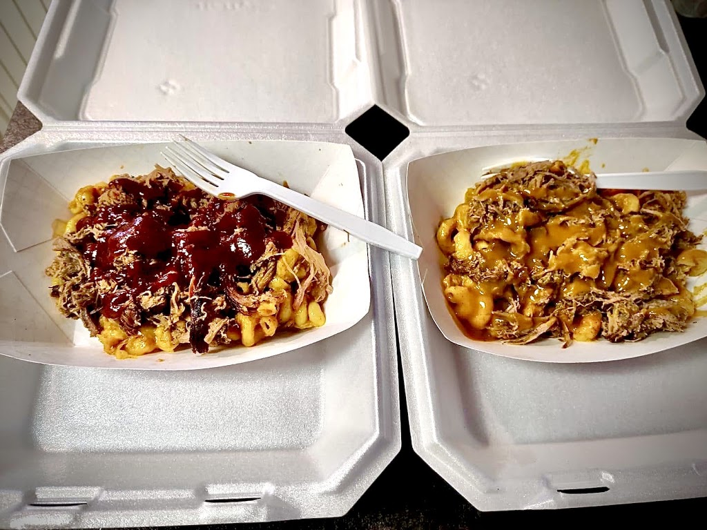 Savage Hog BBQ | restaurant | 6582 Airline Rd, Fruitport Charter Twp, MI 49415, USA | 2317363150 OR +1 231-736-3150