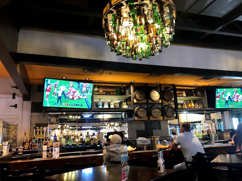 On The Border Mexican Grill & Cantina | meal takeaway | 1930 N Rock Rd, Wichita, KS 67206, USA | 3168545484 OR +1 316-854-5484