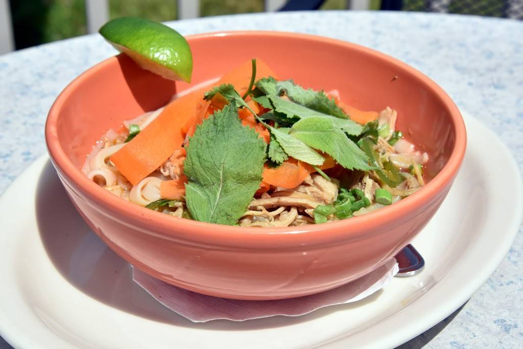 Sebago Brewing Company | restaurant | 211 Fore St, Portland, ME 04101, USA | 2077752337 OR +1 207-775-2337