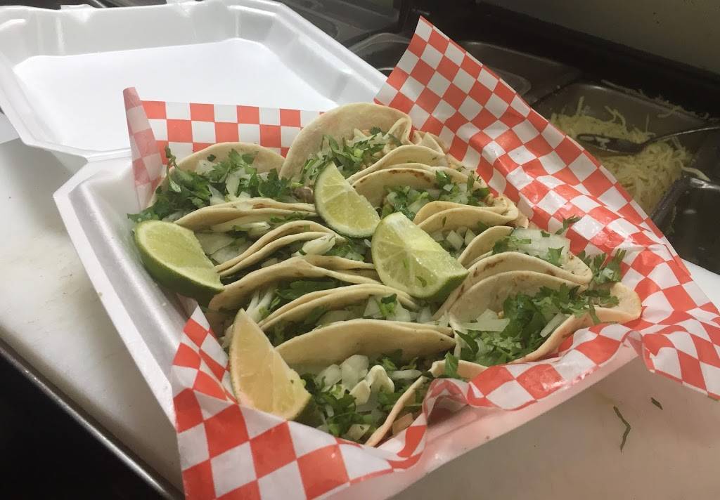 El Oaxaqueno | restaurant | 830 E Pioneer Pkwy, Arlington, TX 76010, USA | 8175170984 OR +1 817-517-0984