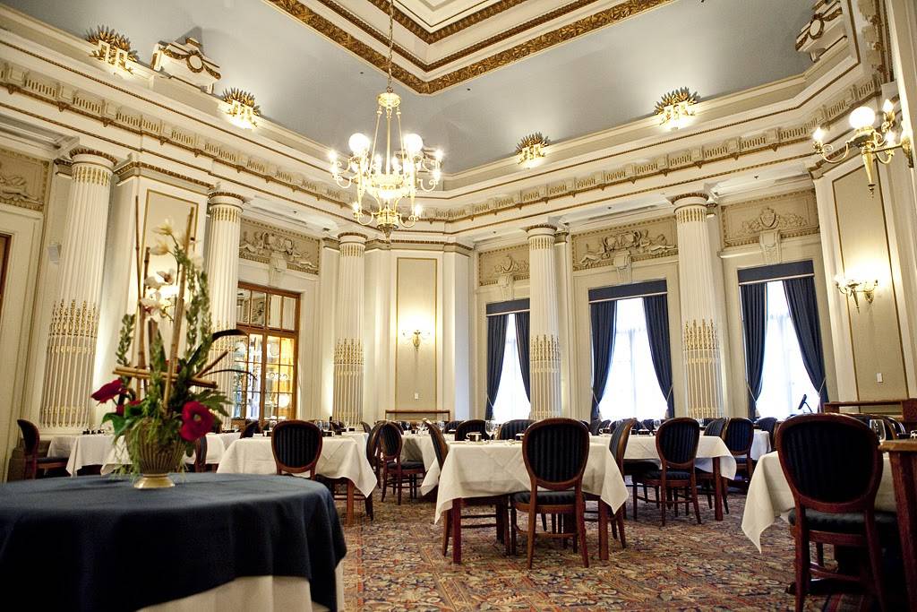 Restaurant Le Parlementaire | restaurant | 1045 Rue des Parlementaires, Québec, QC G1A 1A3, Canada | 4186436640 OR +1 418-643-6640